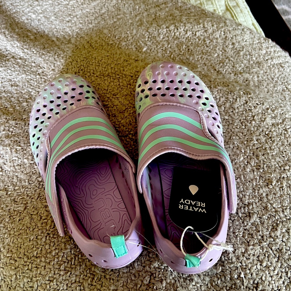 JBU waterfall shoes New